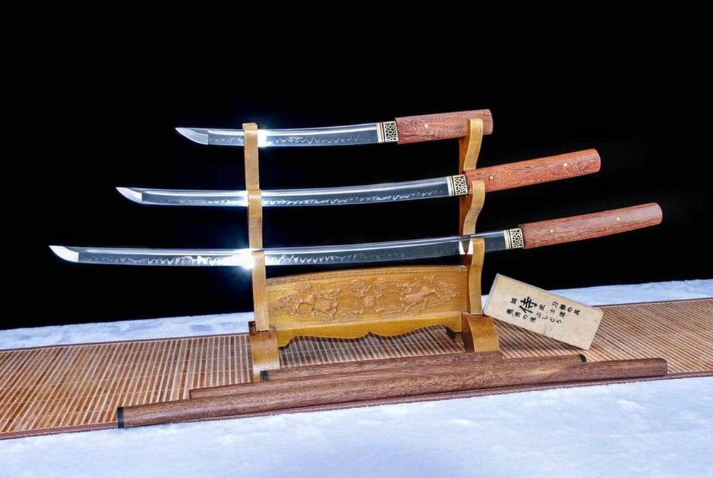 Dentō-katanasetti – kuva 1