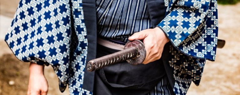 Katanaan liittyvät legendat ja tarinat